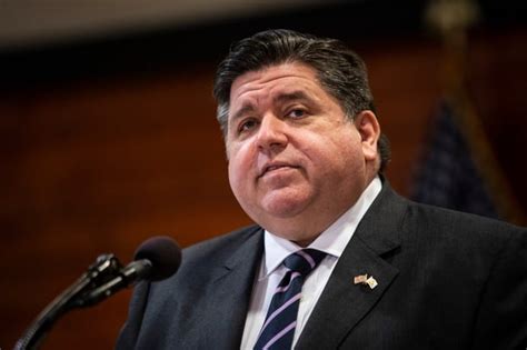 Gov. Pritzker expands utility assistance for low-income homes